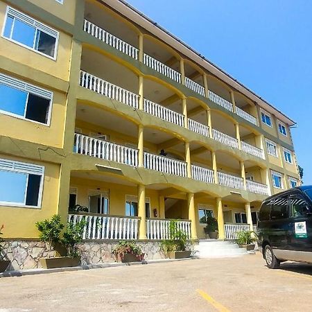 Karibu Bb Suites Entebbe Exteriér fotografie