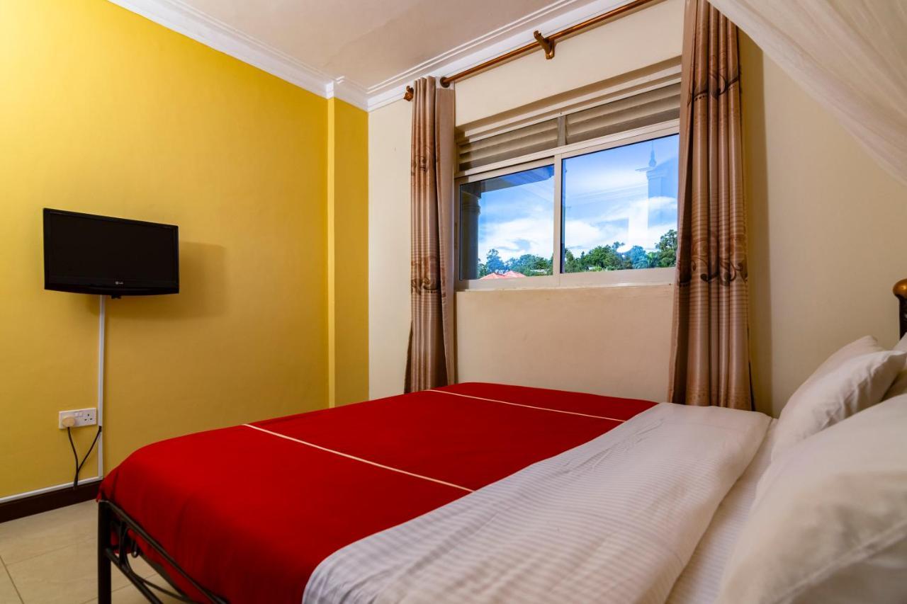 Karibu Bb Suites Entebbe Exteriér fotografie