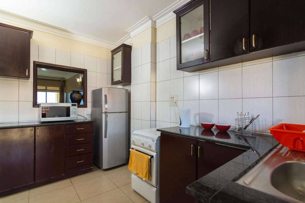 Karibu Bb Suites Entebbe Exteriér fotografie