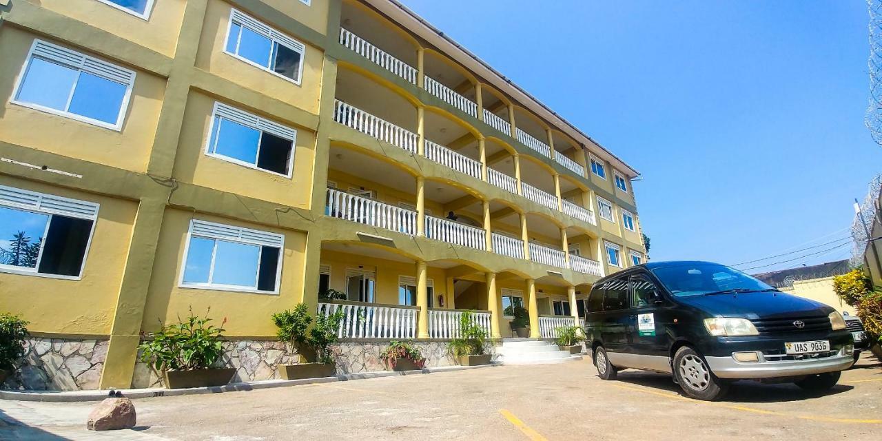 Karibu Bb Suites Entebbe Exteriér fotografie